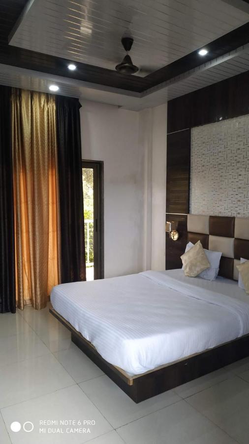 Royal Honey Resort Mahābaleshwar Exteriér fotografie